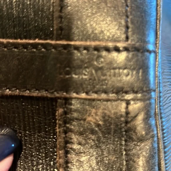 Authentic Louis Vuitton black Epibucket bag